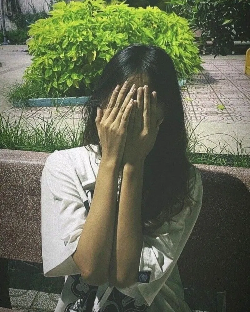 ảnh gái xinh che mặt 5