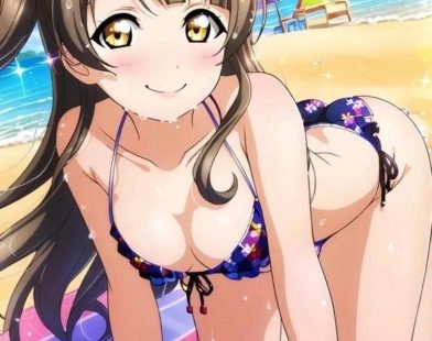 Khá nóng với bộ ảnh anime bikini khoe trọn vòng 1 căng đét