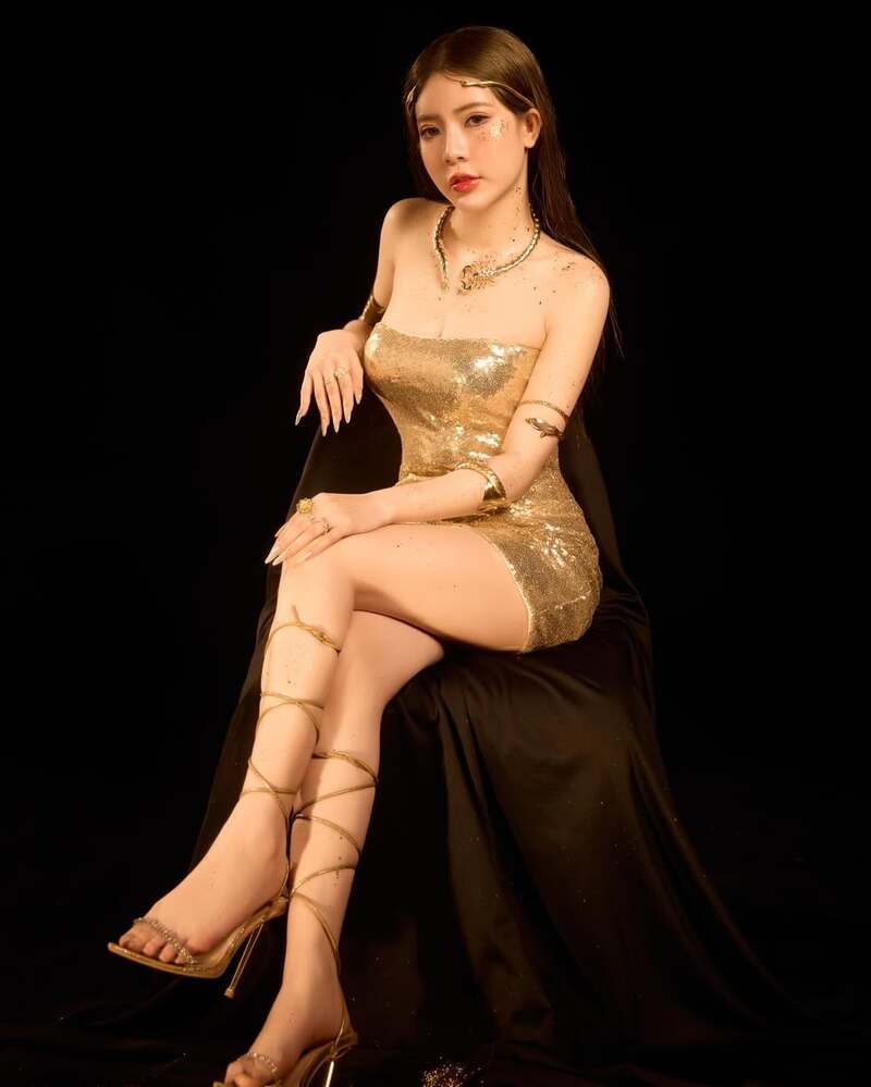 ảnh Linh Hương luz nóng bỏng