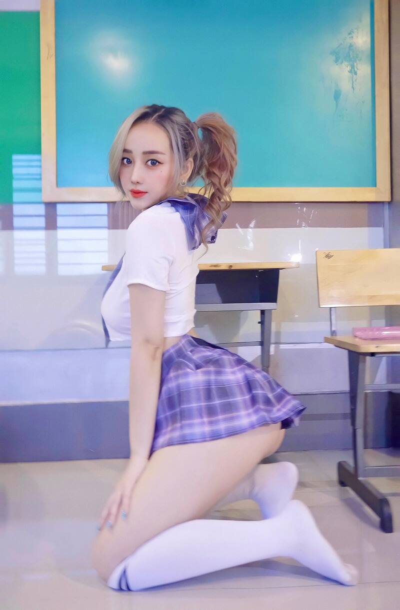 anh cosplay hoc sinh