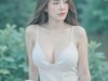 Bộ 80+ ảnh gái xinh mặc váy lưới có vòng 1 trắng nõn