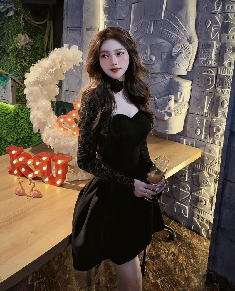 Ảnh Mai Như Hoàng sexy huyền bí