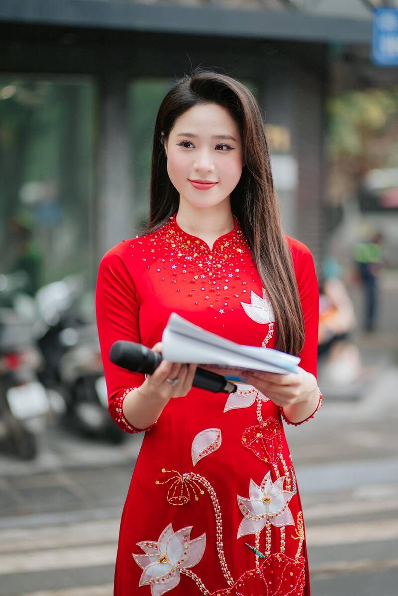 Ảnh btv Bảo Châu xinh đẹp