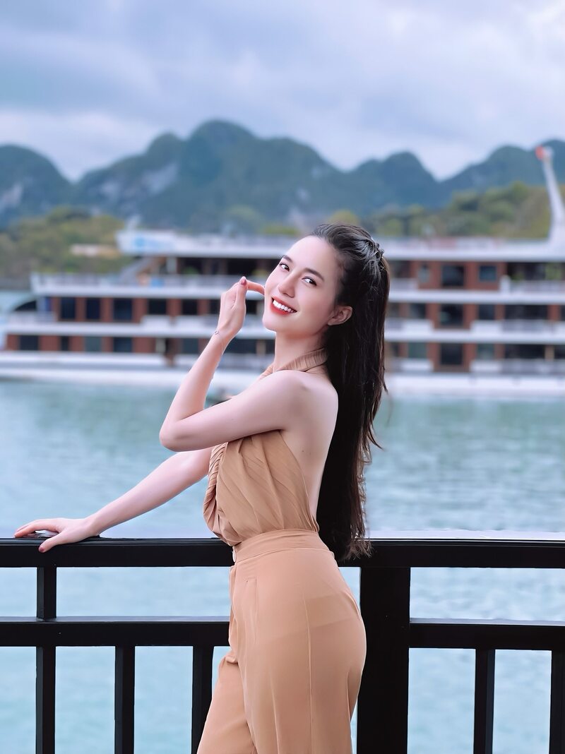 Ảnh gái xinh vtv thảo trần gợi cảm