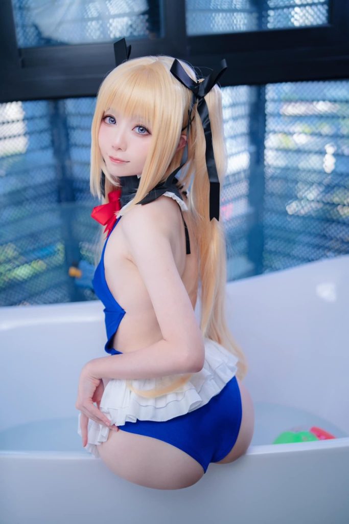 Ảnh sex Senyuki tóc vàng