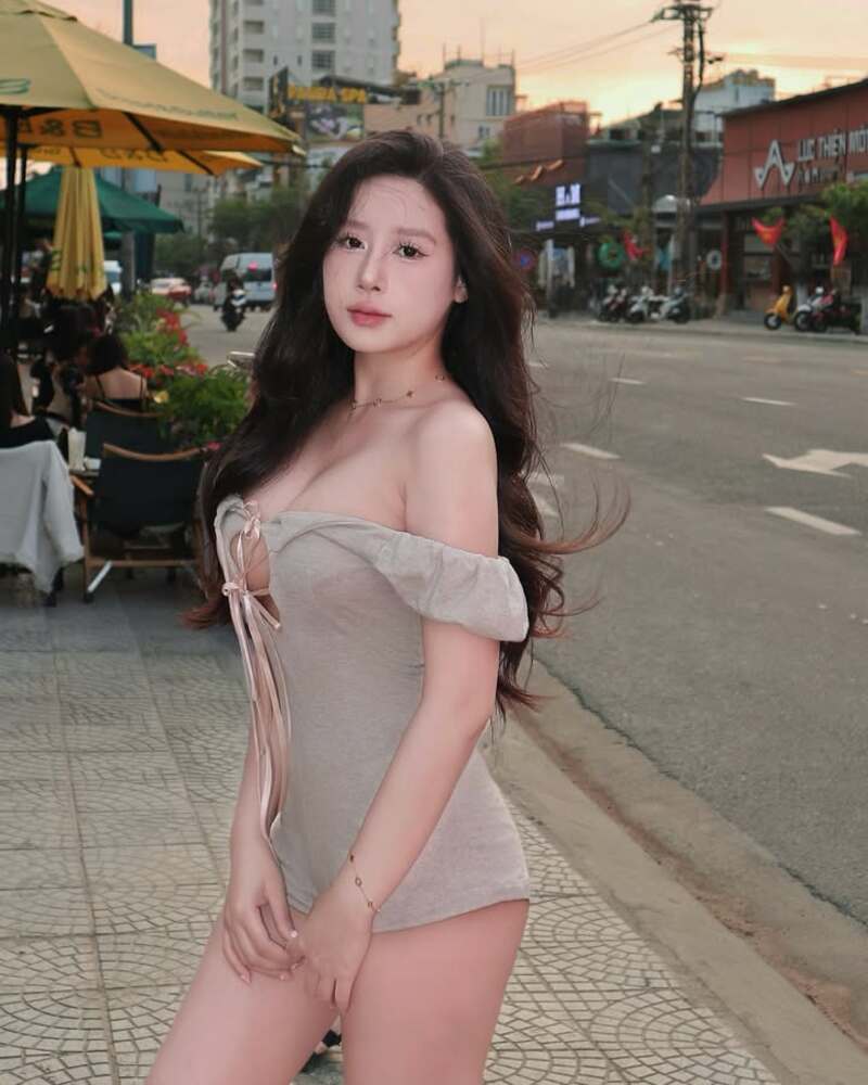 Hình ảnh hotgirl trà giang nóng bỏng