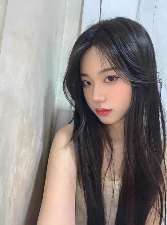 Hình nền gái K10 nhẹ nhàng, đậm chất nữ tính.
