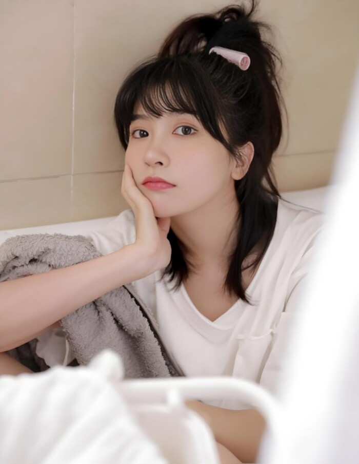 hình ảnh gái xinh che mặt 2k10 
