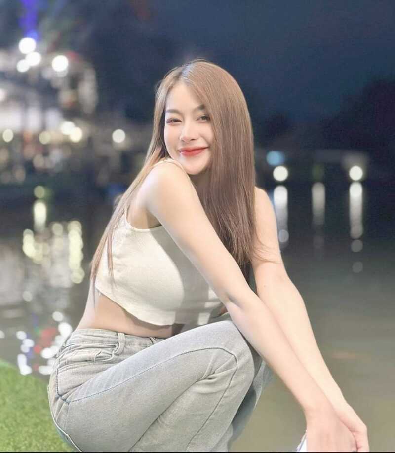 Gái xinh cười tinh nghịch khiến tim đập loạn nhịp