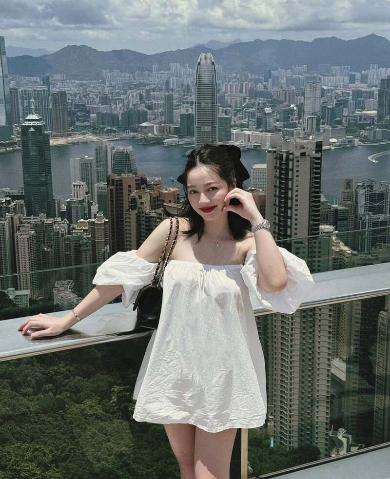 ảnh gái xinh váy ngắn