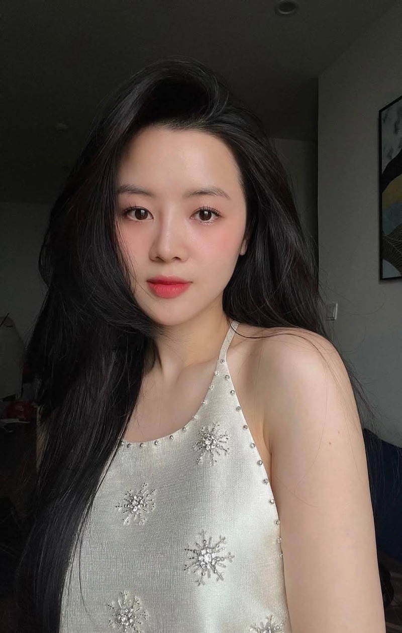 gái xinh mặt mộc