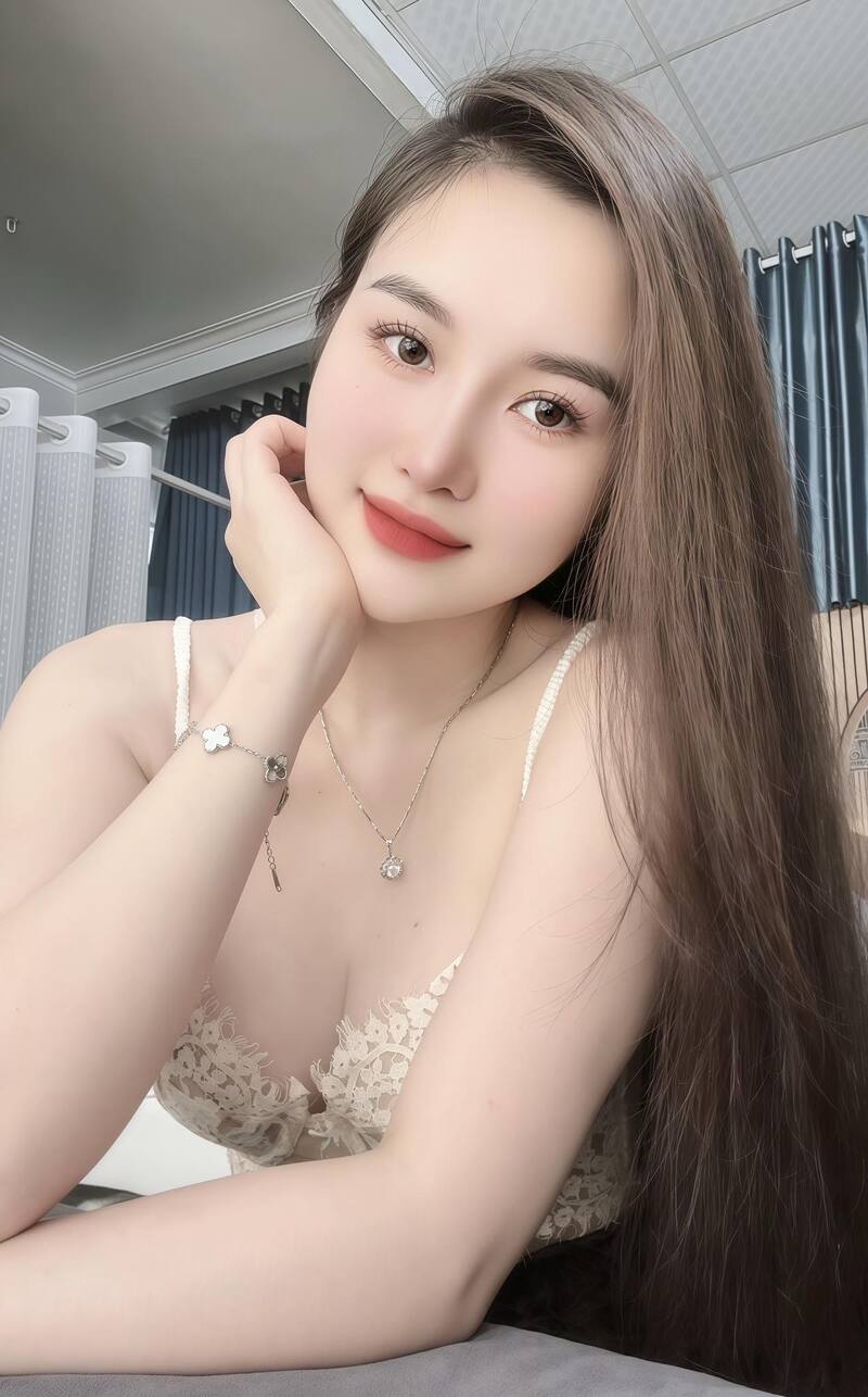 gái xịnh vú to