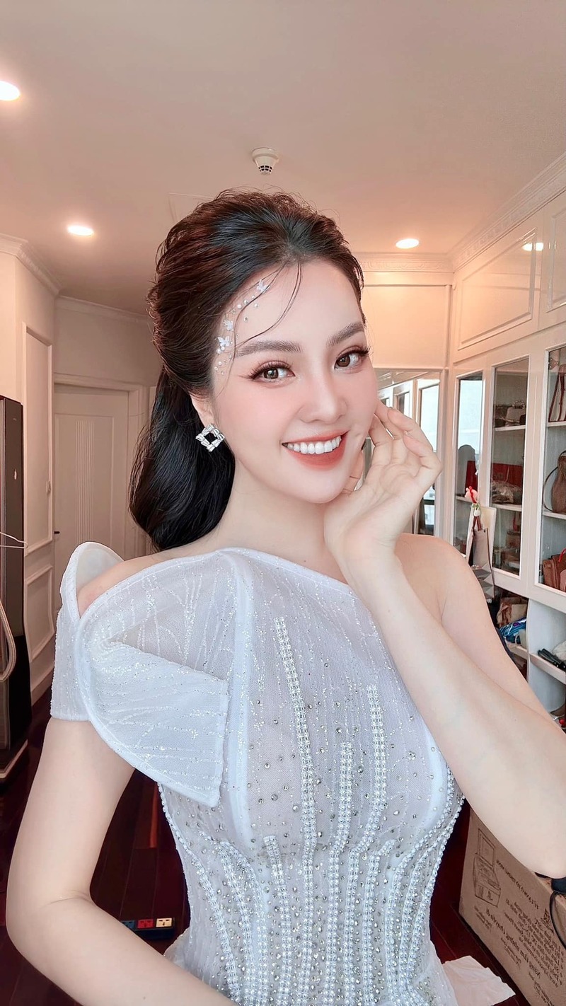 hình ảnh gái xinh cười