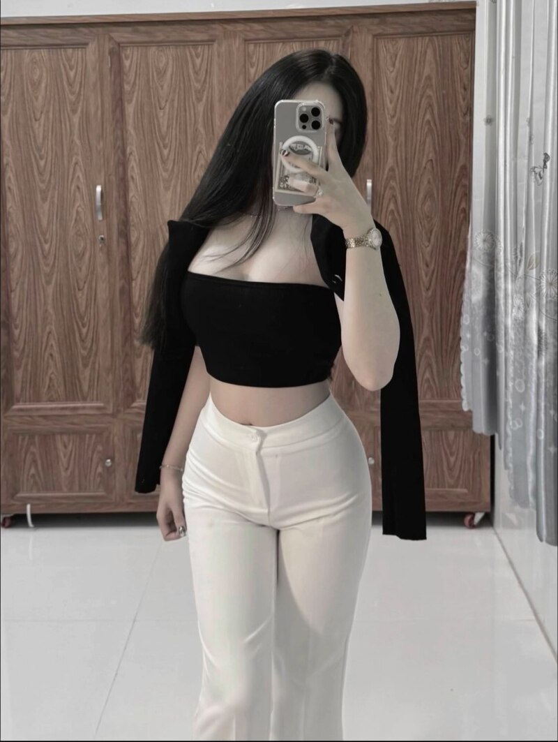 ảnh cô gái che mặt