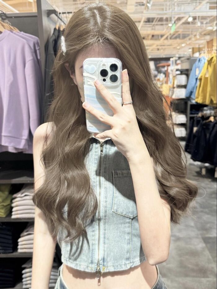 Gái xinh chưa người yêu che mặt