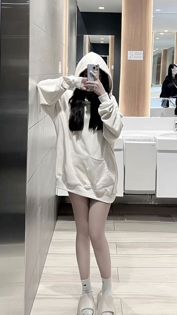 Hình ảnh gái xinh 2k2 che mặt ngây thơ