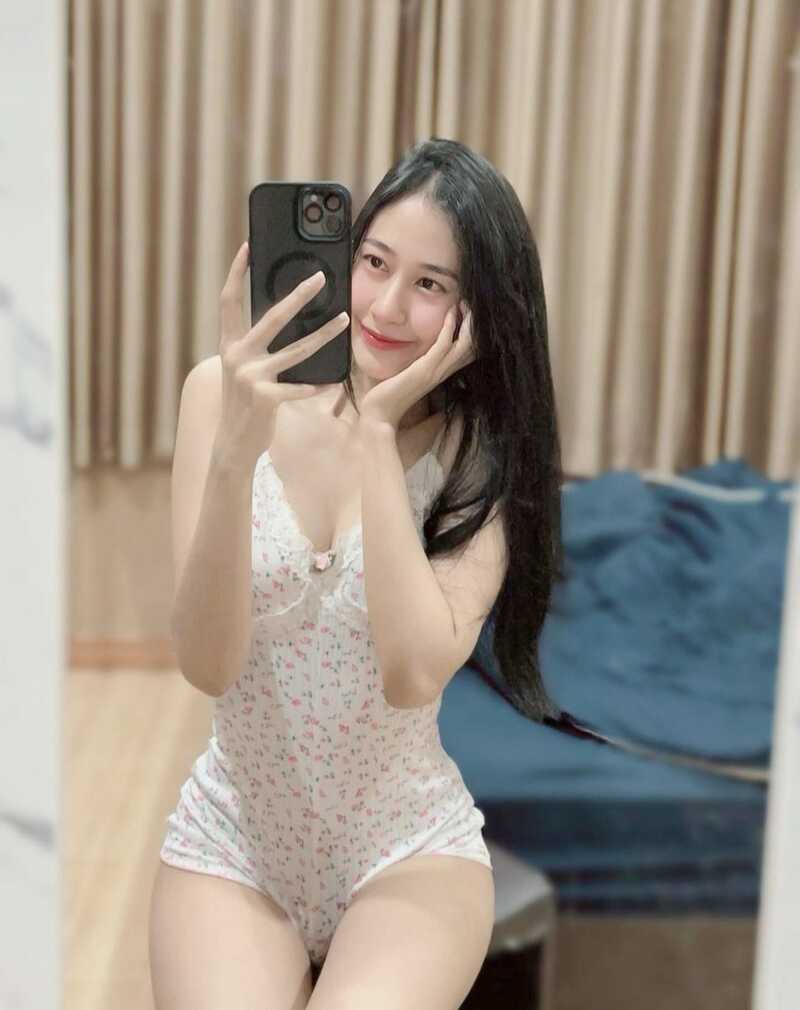 ảnh gái cute cười