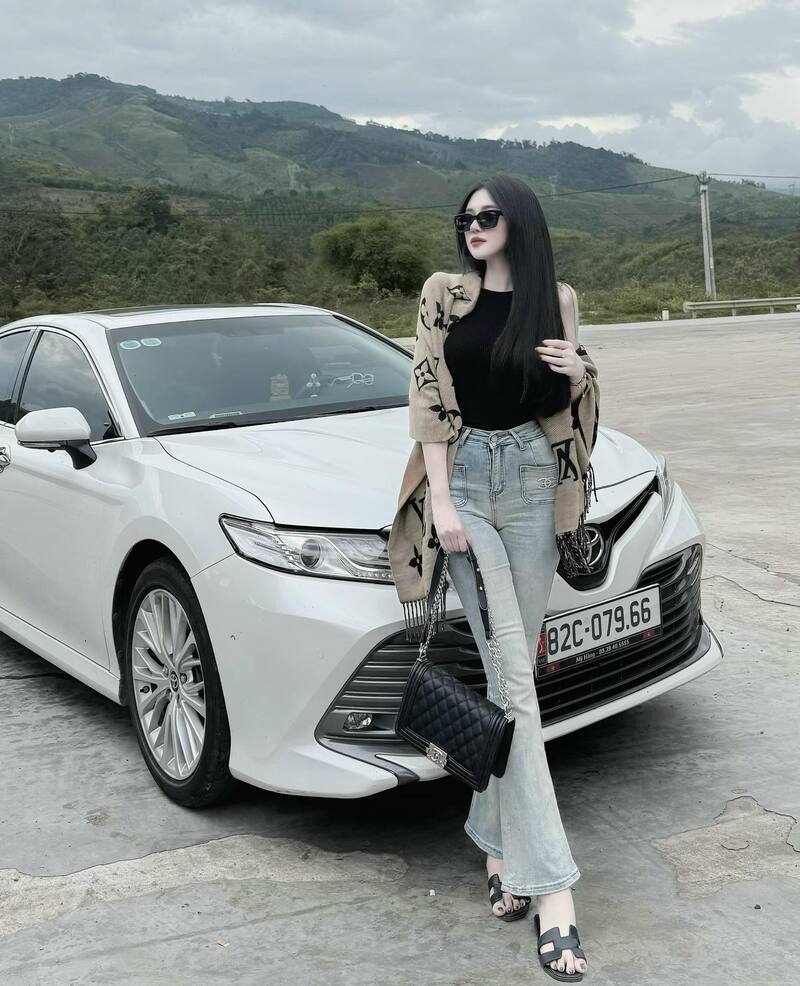 ảnh gái mạng che mặt