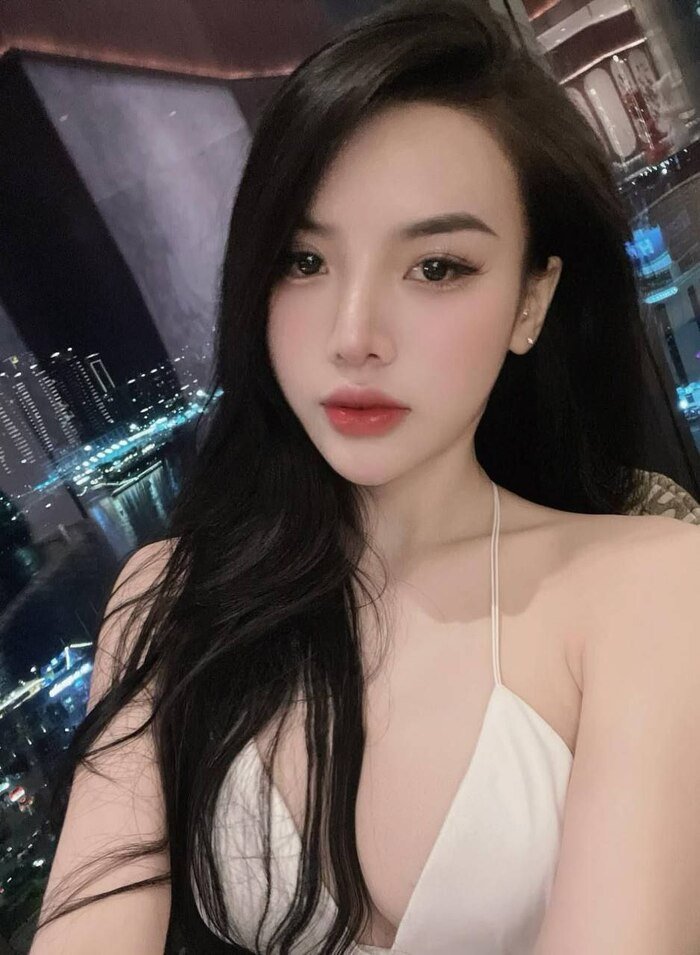 ảnh gái ngực khủng