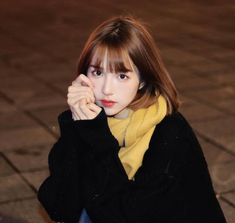anh gai xinh ngau