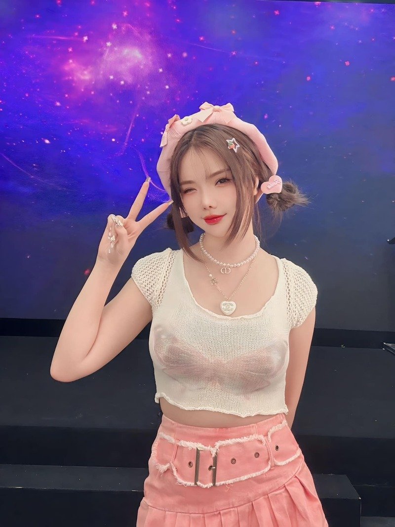 ảnh hotgirl Thuỷ Tiên cute