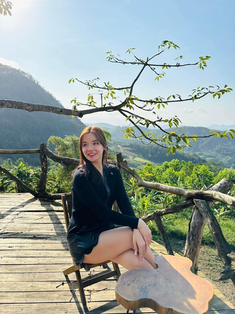 ảnh hotgirl Thuỷ Tiên xinh