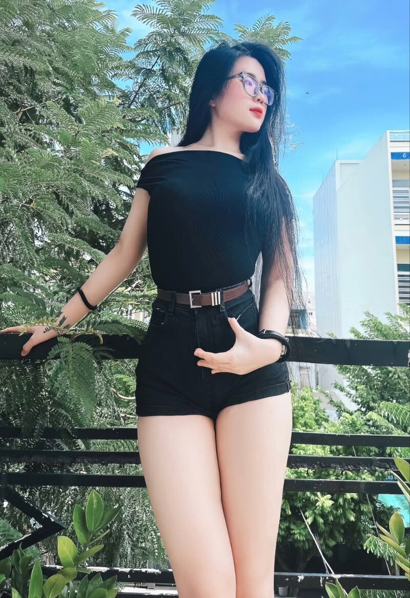 ảnh mạng gái chụp dáng