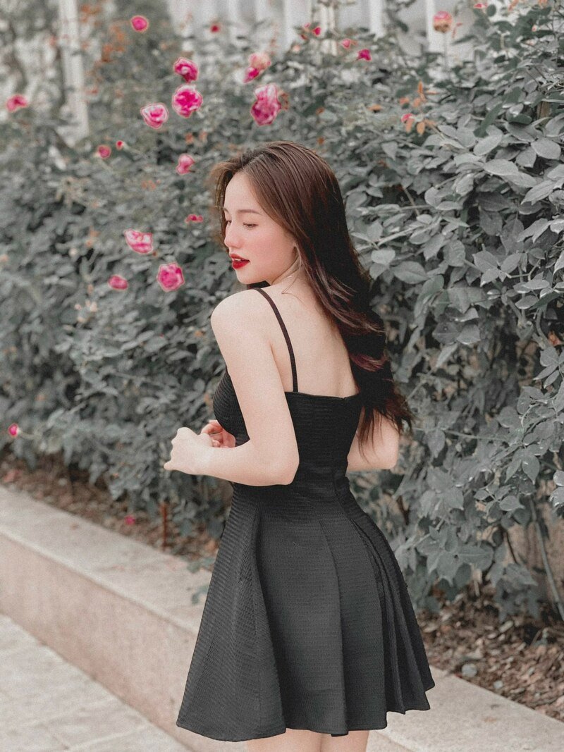 ảnh thị nhung sexy mới