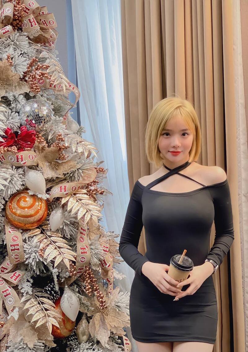 ảnh thuỷ tiên gợi cảm