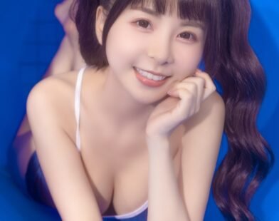 Nóng người với 99+ ảnh Tiny nude không che đầy đặn, mịn màng