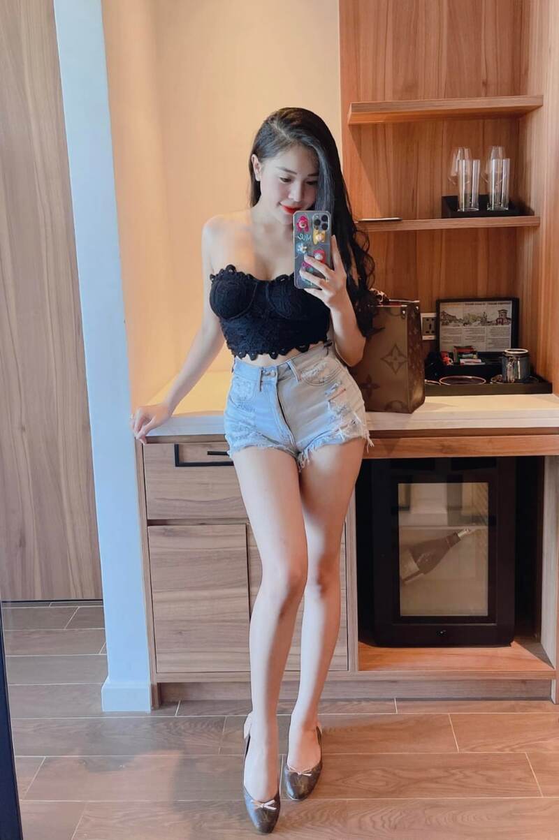 hình ảnh c