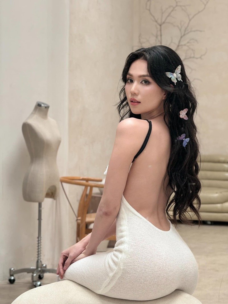 sex ngọc trinh