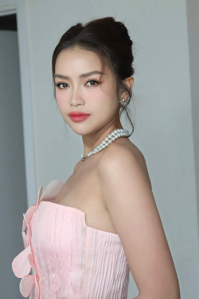 ảnh Ngọc Châu 2