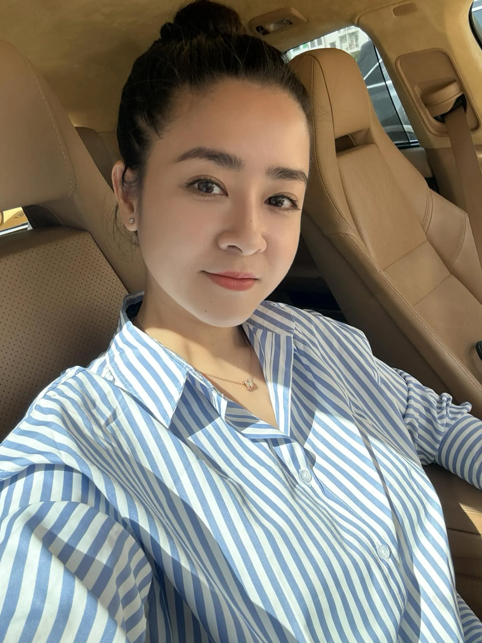 ảnh diễn viên thùy dương mặt mộc