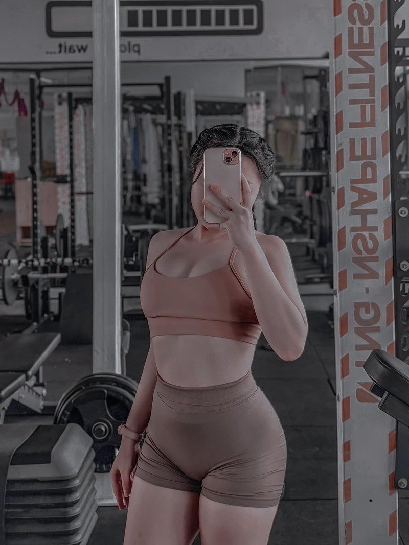 ảnh đỗ trà my múp rụp