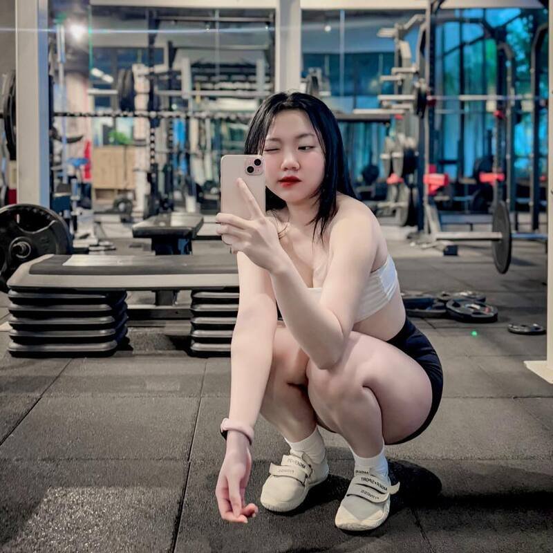 ảnh đỗ trà my nổi bật