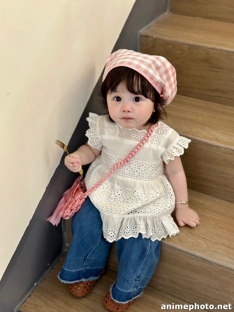 ảnh em bé cute