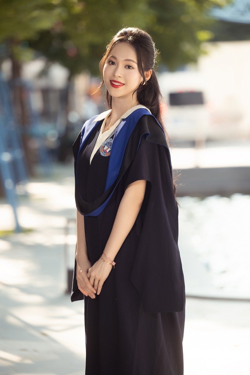 ảnh gái xinh trịnh thuỳ linh