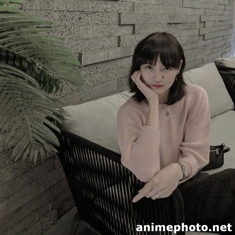 ảnh hải tú trên đá