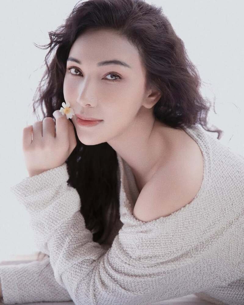 ảnh quỳnh thư cận mặt