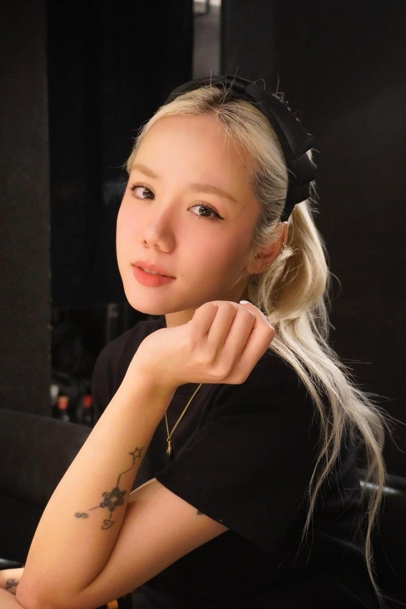 ảnh trần phương ly mặt mộc