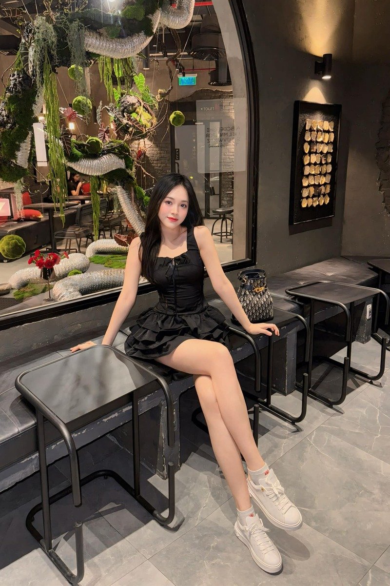 hình ảnh trịnh thuỳ linh đẹp