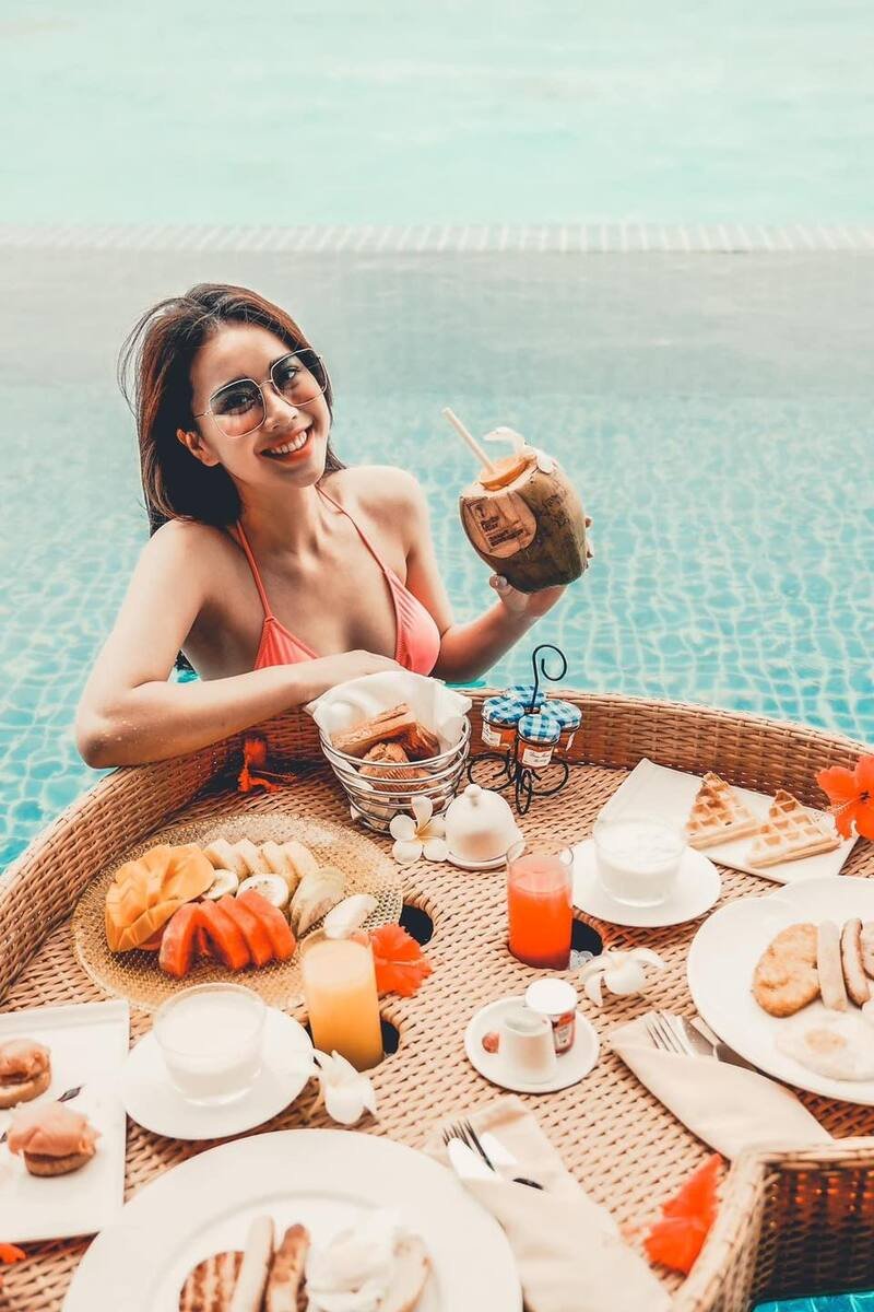 mai phương bikini