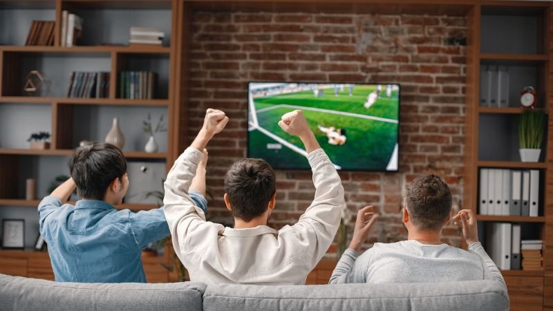 Giao diện và trải nghiệm người dùng