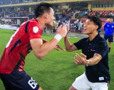 Vũ Văn Thanh – Hậu vệ phải mang dấu ấn “chiến binh thép” của bóng đá Việt Nam