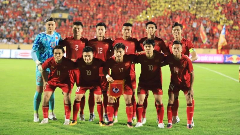 Quê Hương và Những Đóng Góp Xã Hội