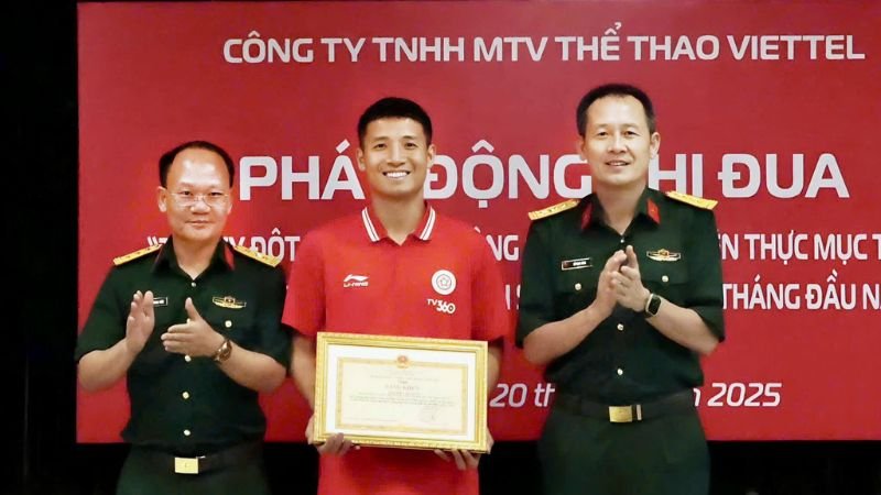 Tuổi thơ và khởi đầu từ làng quê Hà Tĩnh