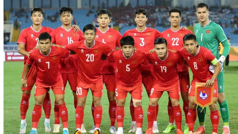Xuất thân bình dị và hành trình đến với bóng đá