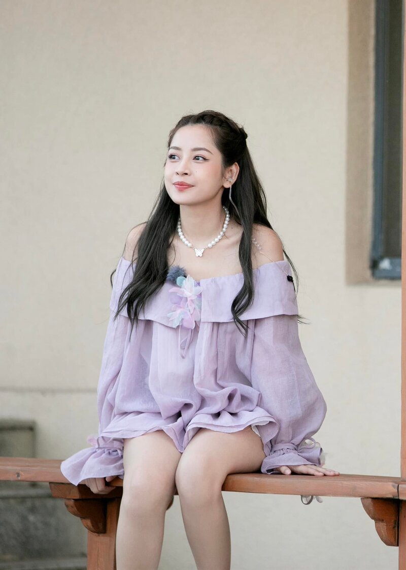 ảnh chi pu ngây thơ