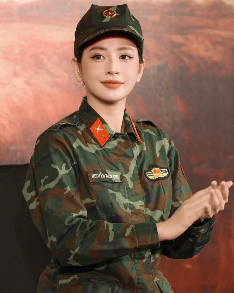 ảnh chi pu sao nhập ngũ